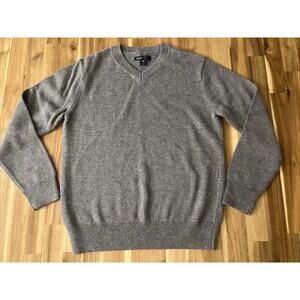 Gap Kids Boys Youth Long Sleeve V-Neck Heather Gray Pullover Sweater Medium (8)